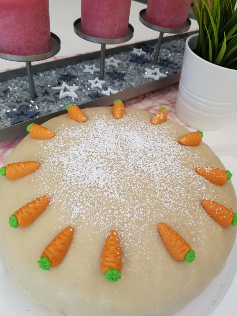 Möhren-Marzipan Kuchen - Dani-Lu.de